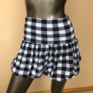 Black & white, plaid skirt never been worn